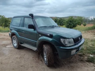 Toyota Land Cruiser 90 1998