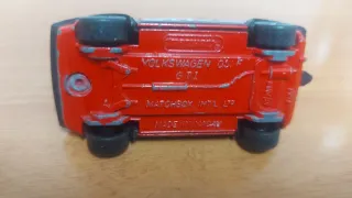 Matchbox Volkswagen Golf GTI Rojo