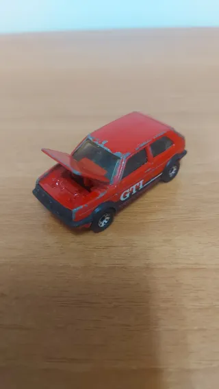 Matchbox Volkswagen Golf GTI Rojo