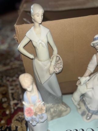 Preguntar Figuras de porcelana. Porcelgama. Lladro