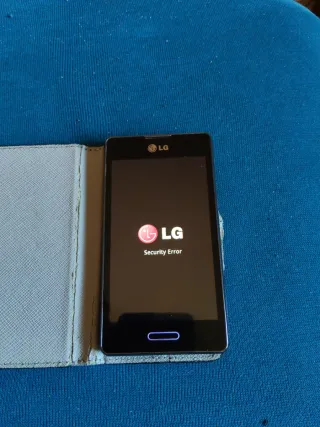 Teléfono LG E460 Negro