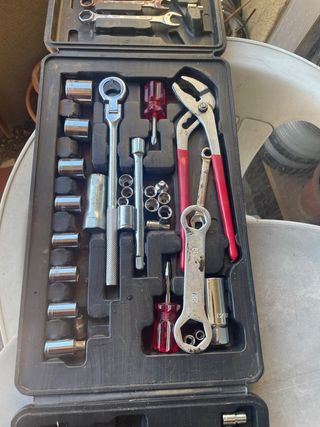 Maletín de herramientas negro