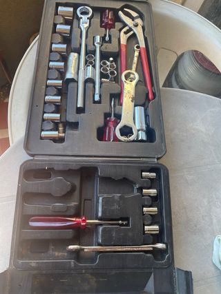 Maletín de herramientas negro