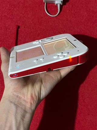 Nintendo 2DS Bianca