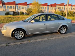 Audi A6 2.4 V6