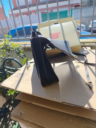 Maletín Titto Bluni Piel Nuevo con Caja negociable