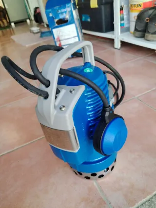 Bomba  de agua sumergible Zenit DRBLUEP 75/2/632V