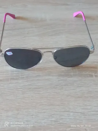 Gafas de sol del show de Violeta Disney (Chica)
