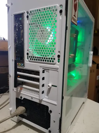 PC Gaming i7 7700K 16GB RAM GTX 1660 Wifi