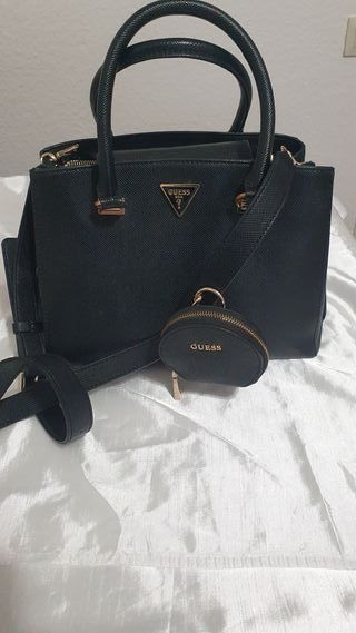 Bolso Guess Negro con Monedero