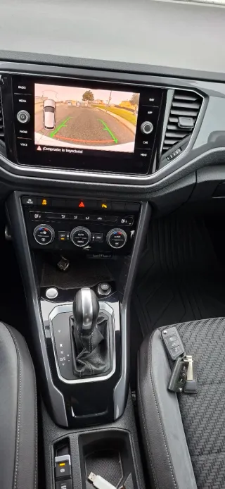 Volkswagen T-Roc 2021