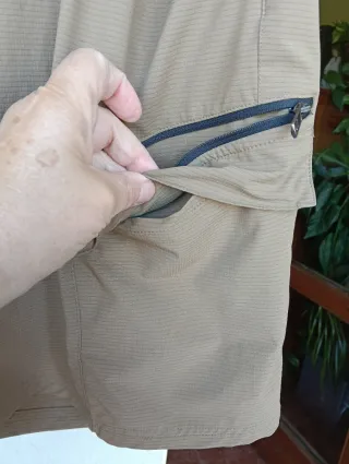 Pantalón corto trekking Simond beige Talla M.