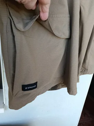 Pantalón corto trekking Simond beige Talla M.