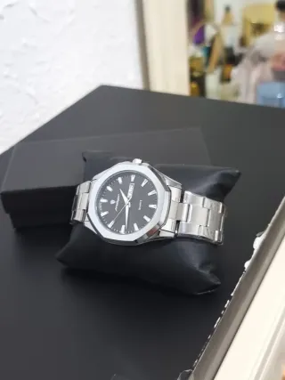 Reloj poedagar Hombre Negro y Plateado