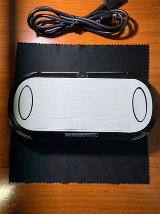 Ps Vita OLED Blanca Nueva Pantalla