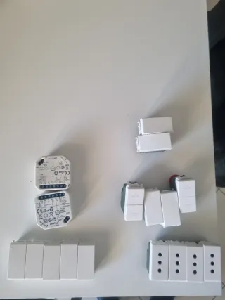 LoraTap SC500W Interruttore Smart piu vimar plana