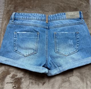Shorts vaqueros Stradivarius desgastados