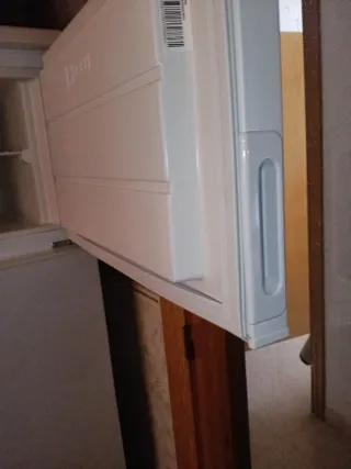 Frigorífico con congelador blanco