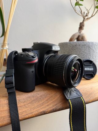 Cámara Nikon D3200 + Objetivo 18-55mm