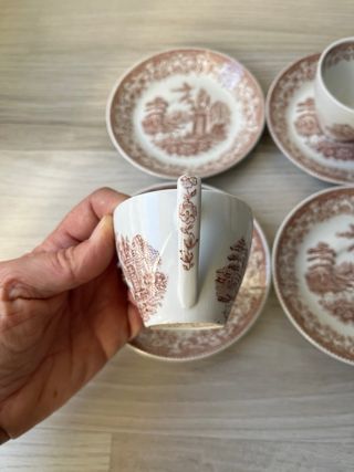 2 tazas y 4 platos Old England