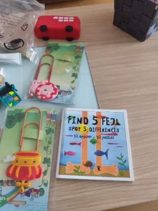 Lote pinturas y material escolar niños