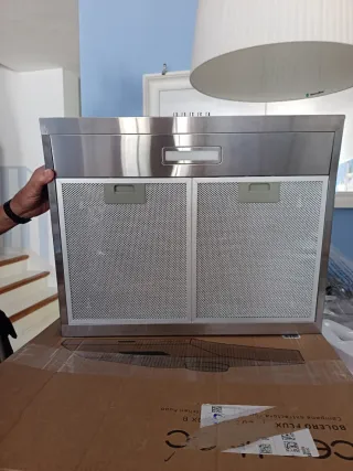 Campana extractora Cecotec Bolero Flux