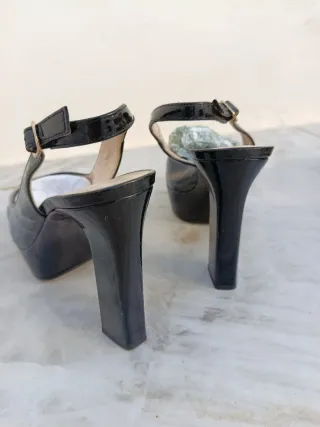 Zapatos Unisa Tacón Negro Peep Toe