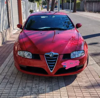 Alfa Romeo GT 2004