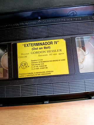 Películas VHS, con caja de videoclub (3)
