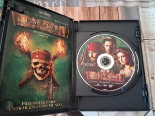 DVD Piratas del Caribe: El Cofre del Hombre Muerto