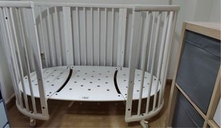 Cuna Stokke Ovalada Muy Buen Estado