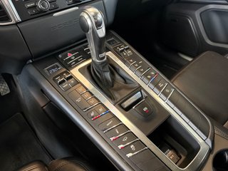 Porsche Macan S