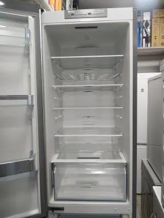 Nevera Combi Bosch, 2.00x60cm Inoxidable