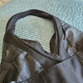 Chaleco negro con cadena Talla S