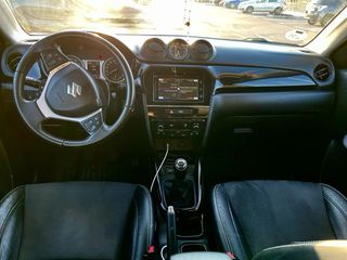 Suzuki Vitara 2016 pegatina C