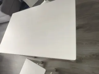 Mesa y 2 Sillas Infantiles IKEA Sundvik