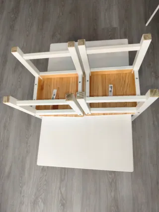 Mesa y 2 Sillas Infantiles IKEA Sundvik