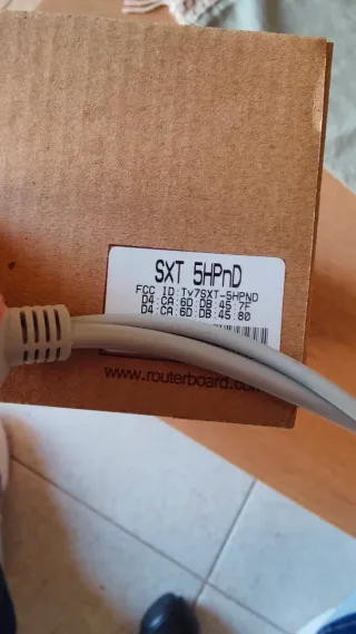 MikroTik SXT 5HPnD: Il tuo ponte Wi-Fi perfetto