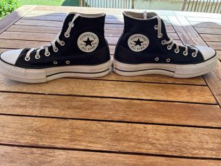 Zapatillas Converse Negras con plataforma