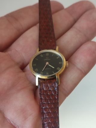 Omega Genève Reloj de Pulsera Dorado Negro