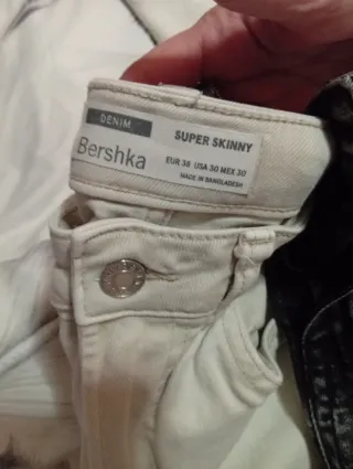 Gonne da donna grigie e bianche