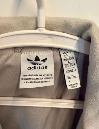 Sudadera Adidas China X el Año Nuevo Talla L Beige