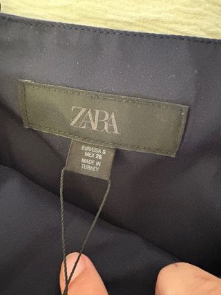 Falda Zara Talla S con Tachuelas