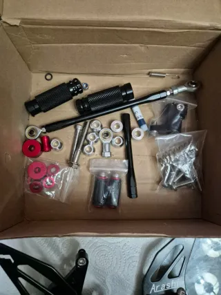 Reposapiés Ajustables Arashi Yamaha