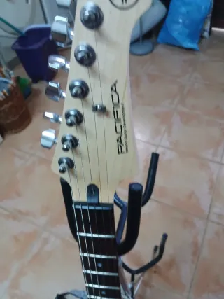 Guitarra Eléctrica Yamaha Pacifica