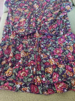 Camisola de manga larga floreada