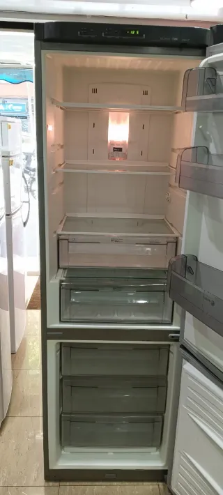 NEVERA COMBI FAGOR NO FROST ENERGÍA A+