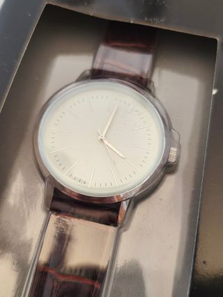 Relógio Clássico Minimalista