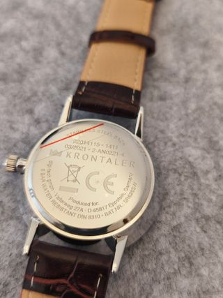 Relógio Clássico Minimalista