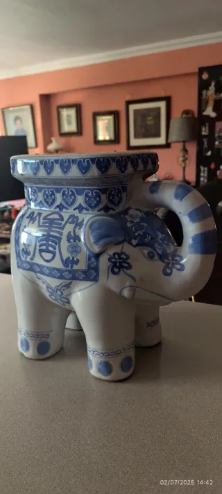 Elefante Cerámica Azul y Blanco El Corte Inglés